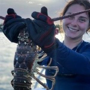 Meet your Posher, Danielle